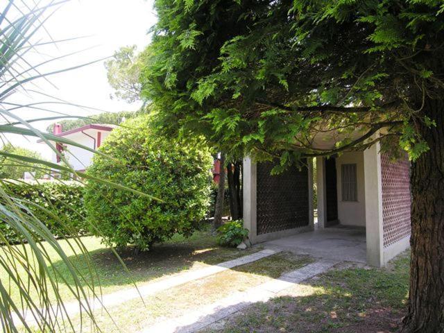 Villa Regina Bibione Exteriör bild